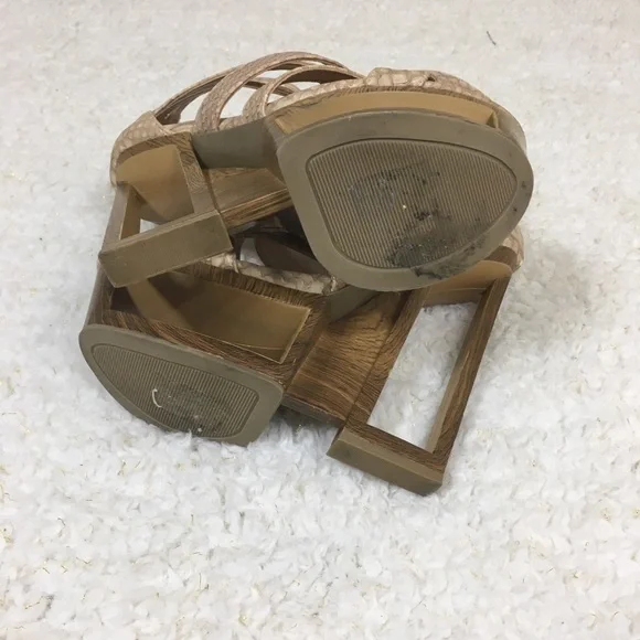 Beau + Ashe Ceyda Snakeskin Wooden Abstract Shoes - Picture 5 of 8